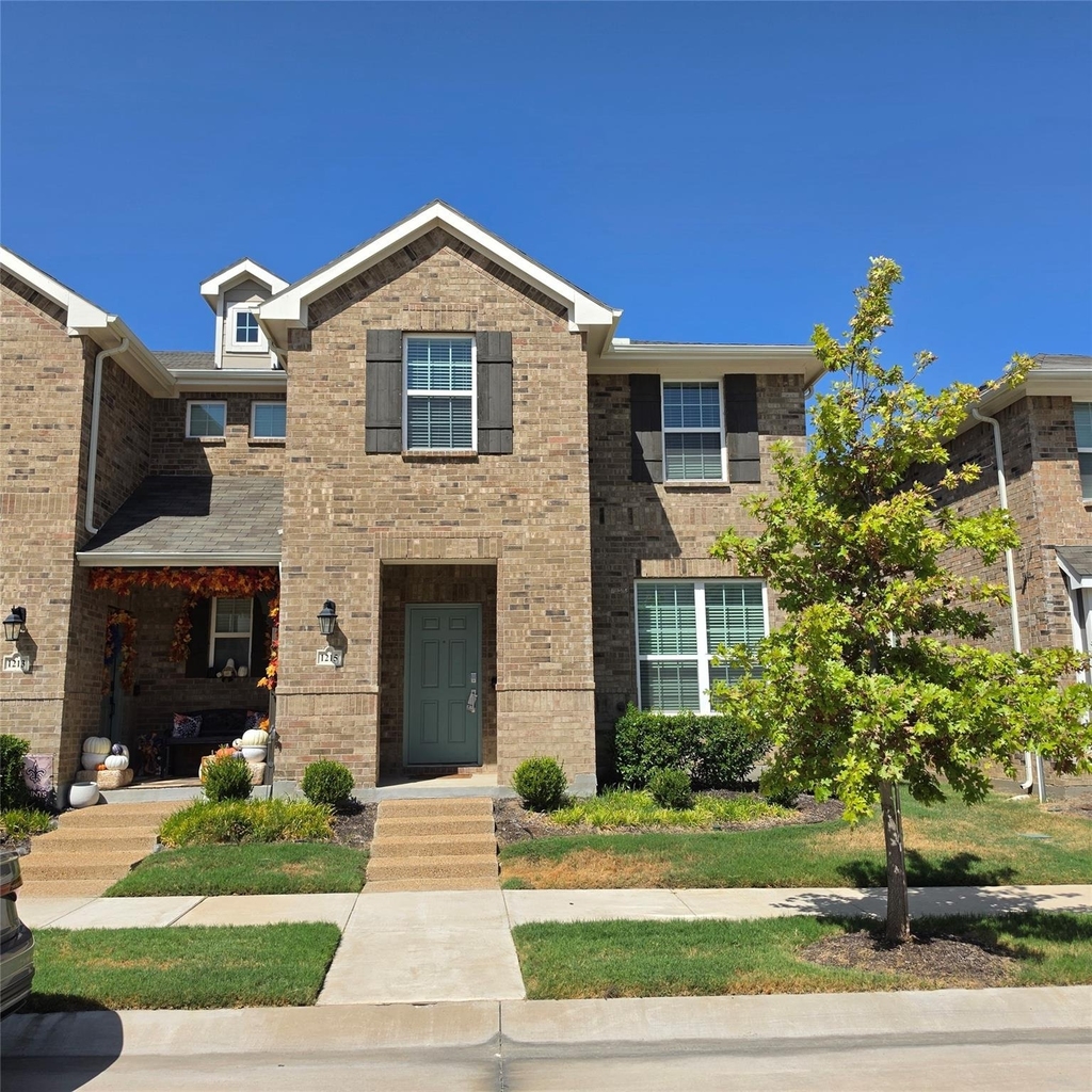 1215 Goliad Drive - Photo 0