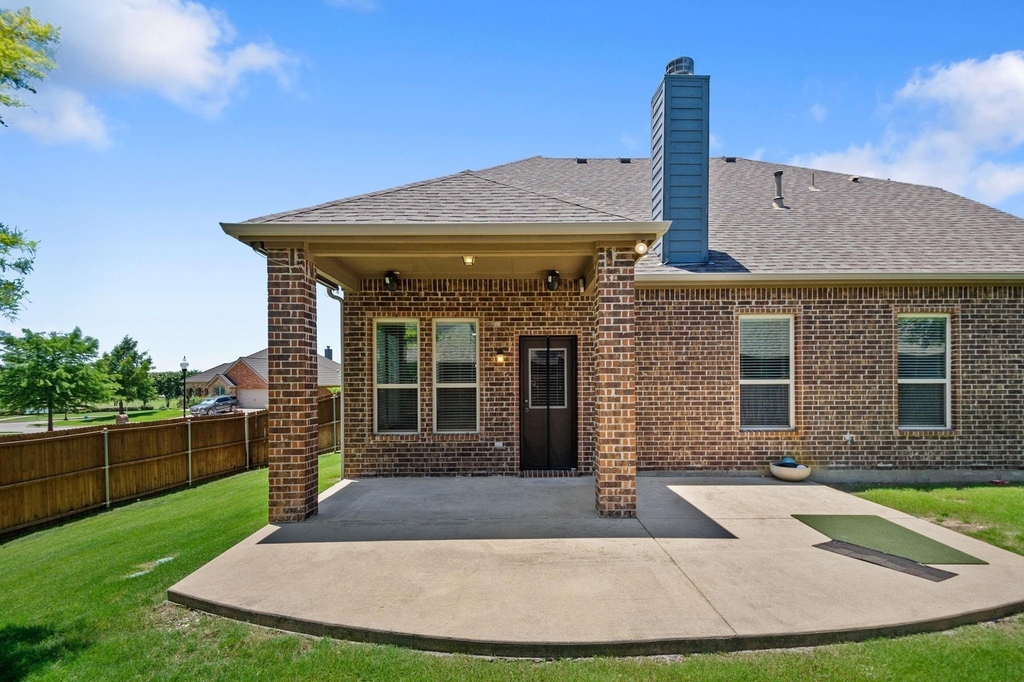 913 Lampassas Trail - Photo 35