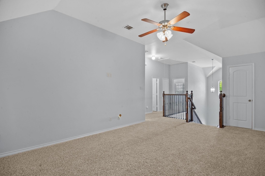 913 Lampassas Trail - Photo 26