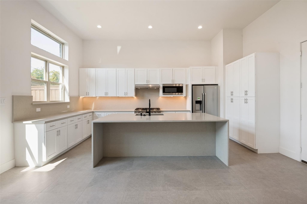 2654 Mount View Drive - Photo 5