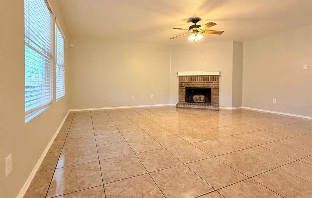12908 Cedar Hollow Drive - Photo 4