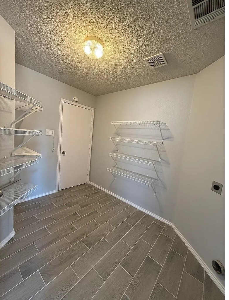 801 Flamingo Drive - Photo 5