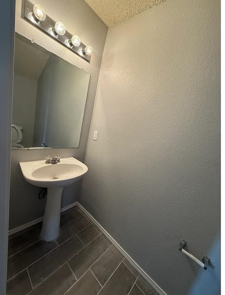 801 Flamingo Drive - Photo 6