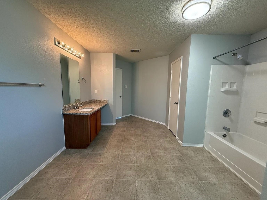 801 Flamingo Drive - Photo 18