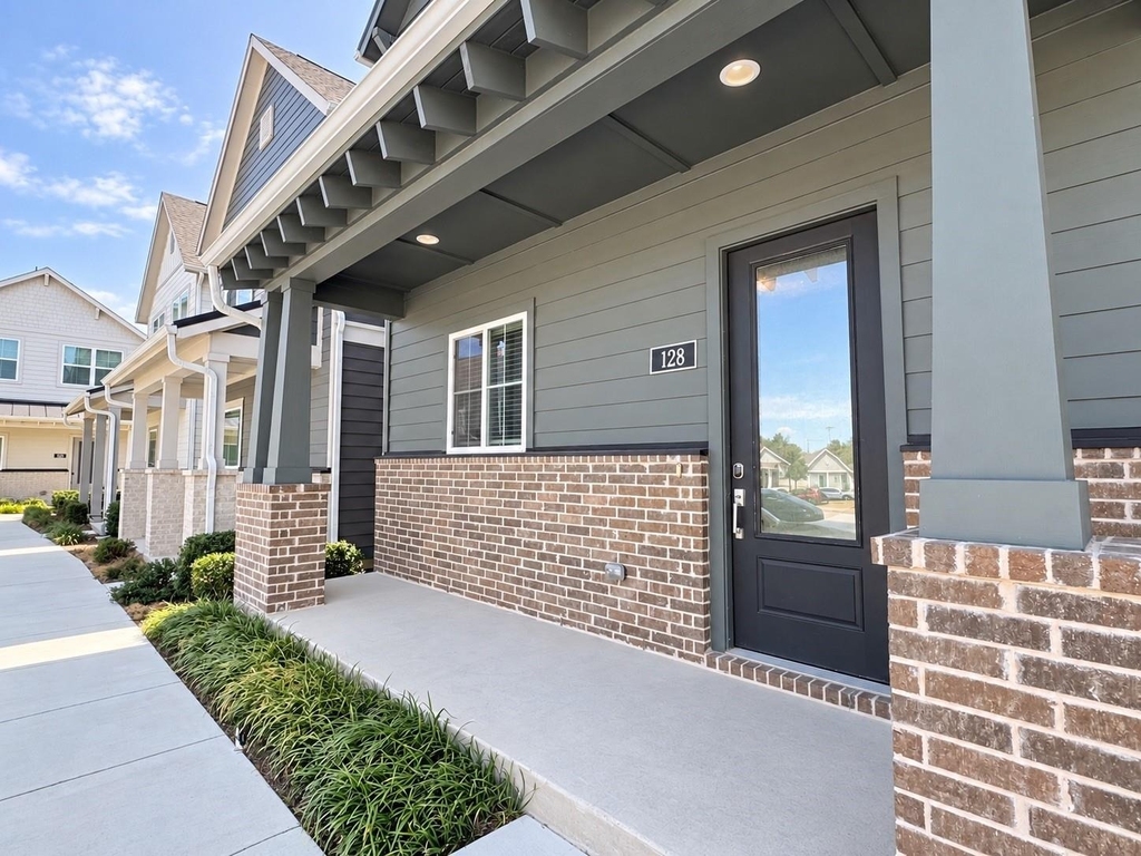 760 W Bedford Euless Road - Photo 0