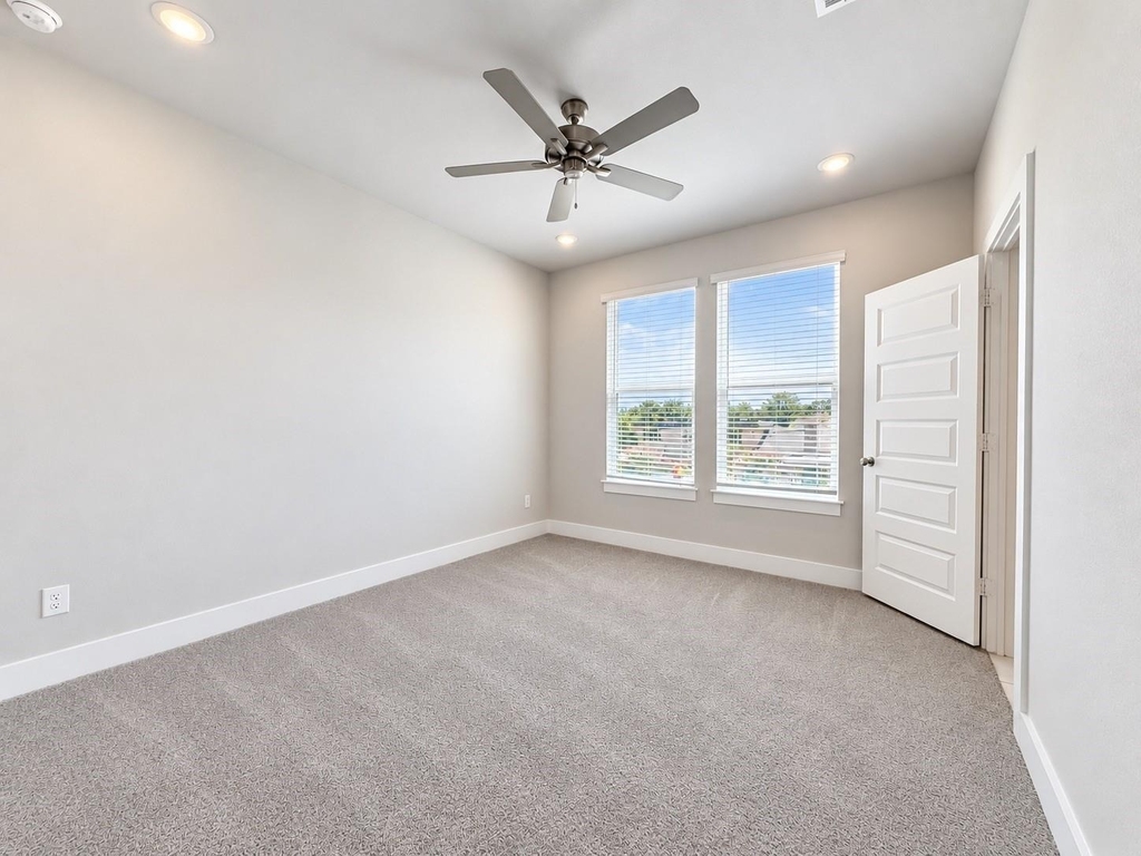 760 W Bedford Euless Road - Photo 7
