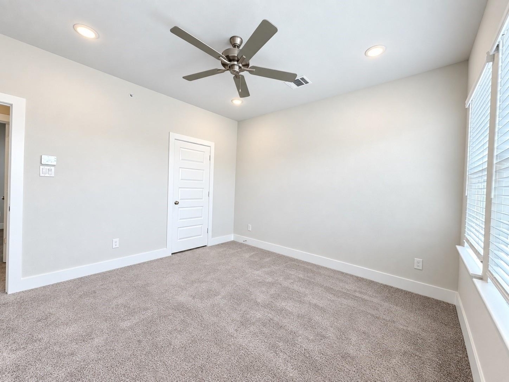 760 W Bedford Euless Road - Photo 8