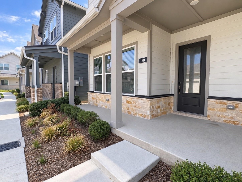 760 W Bedford Euless Road - Photo 0