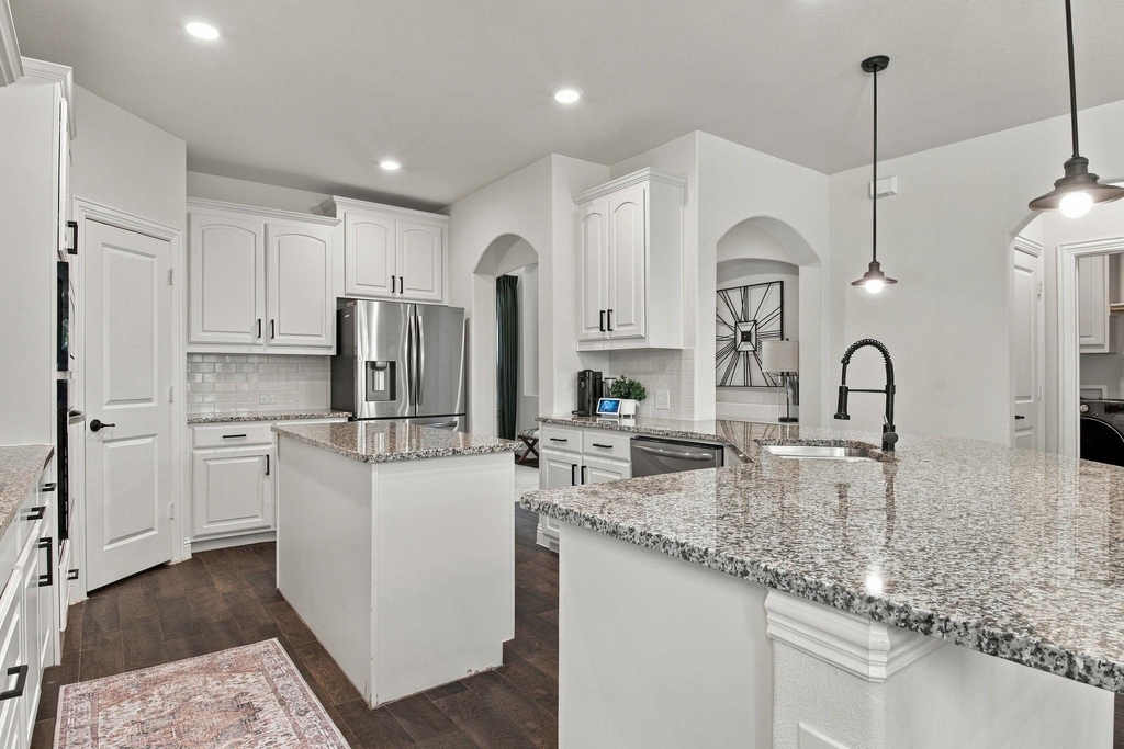 10841 Brownwood Place - Photo 10