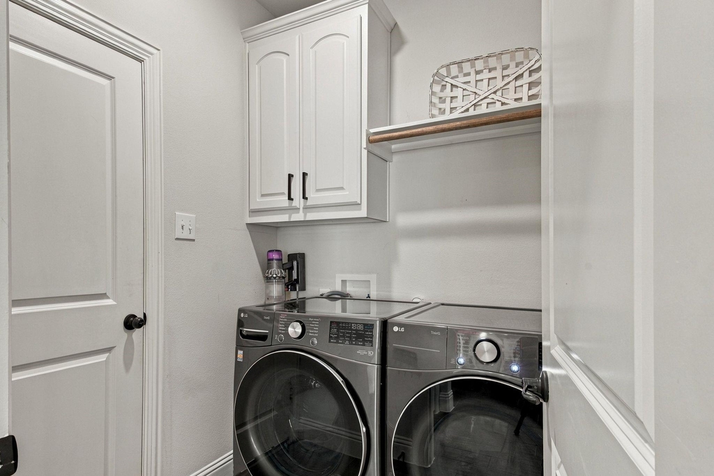 10841 Brownwood Place - Photo 6