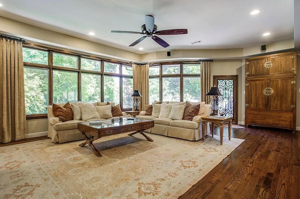 4825 Crooked Lane - Photo 4
