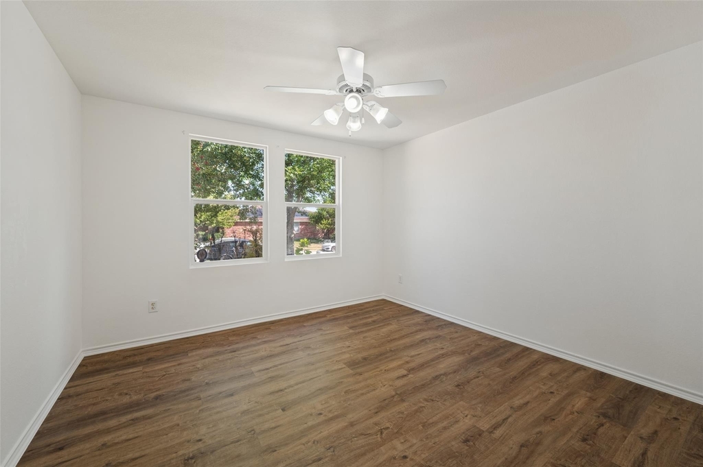 5221 Mountain Pointe Drive - Photo 6