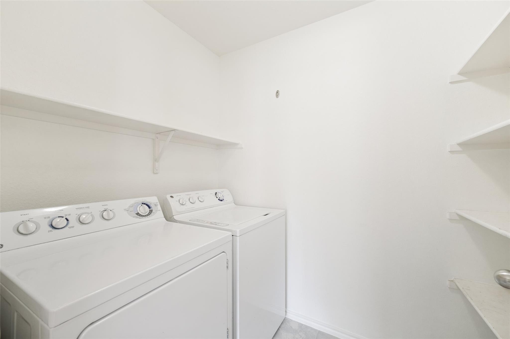 5221 Mountain Pointe Drive - Photo 11