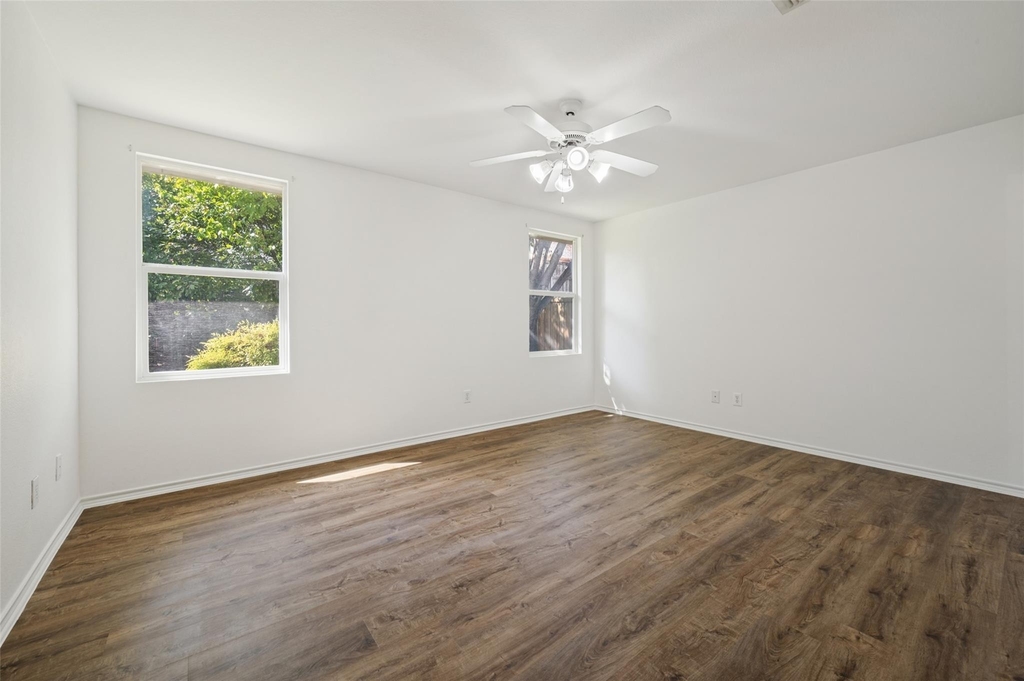 5221 Mountain Pointe Drive - Photo 13