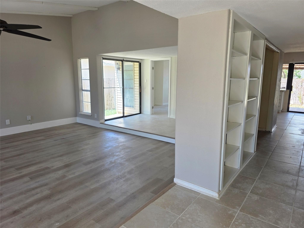 5148 Reed Drive - Photo 4