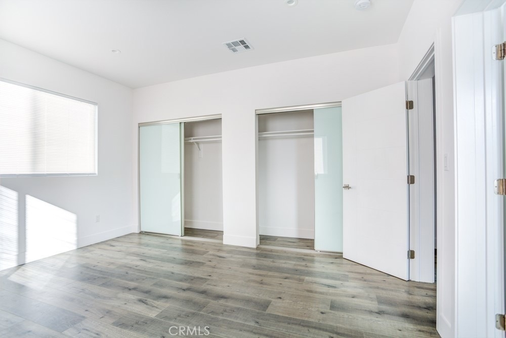 11639 Burbank - Photo 33