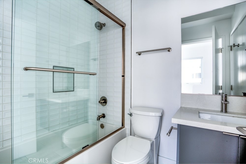 11639 Burbank - Photo 23