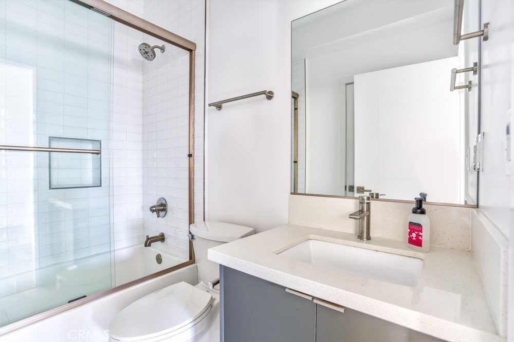11639 Burbank - Photo 24