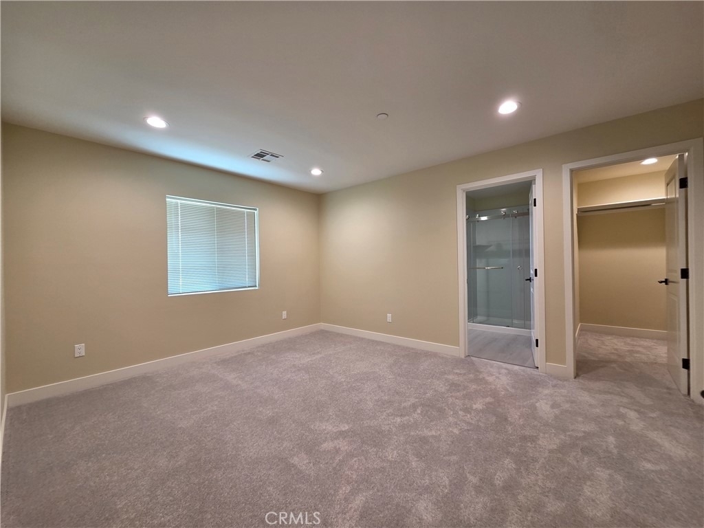 652 W Grand Avenue - Photo 10