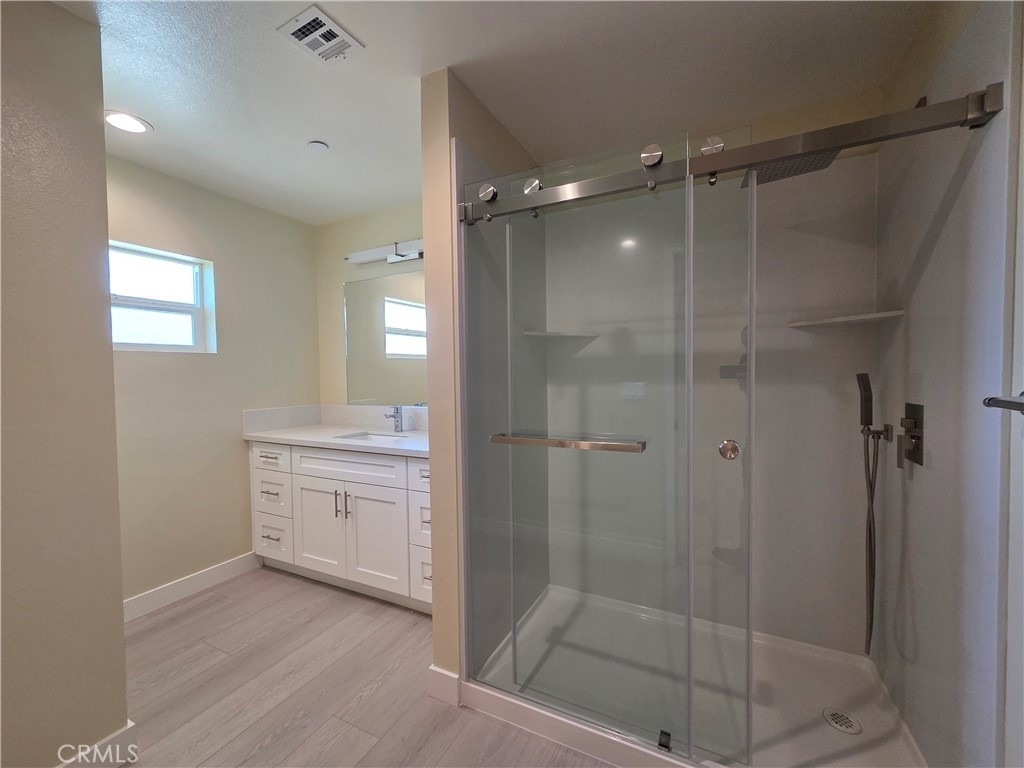 652 W Grand Avenue - Photo 11