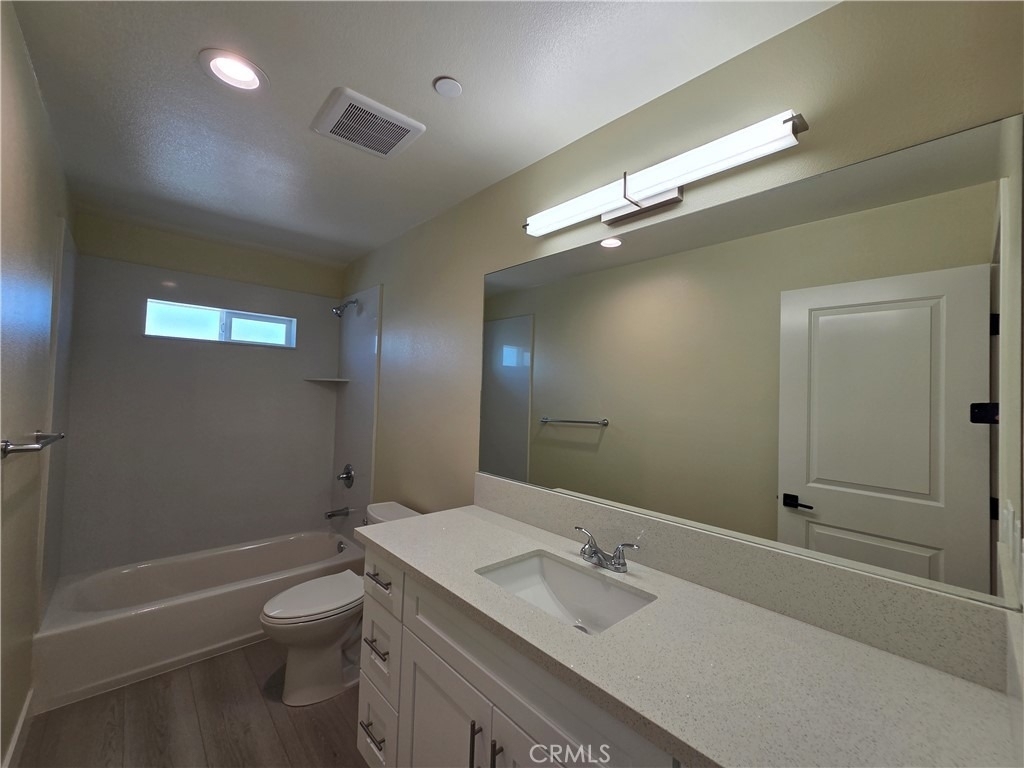 652 W Grand Avenue - Photo 12