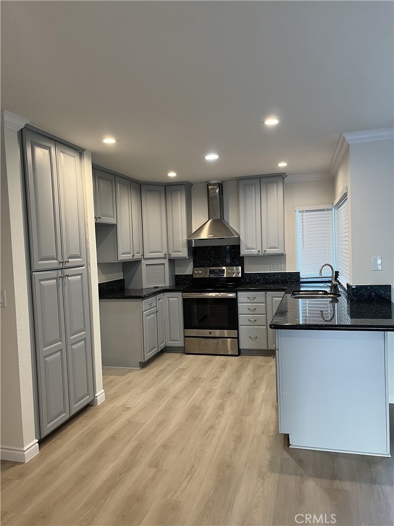 19037 Jeffrey Avenue - Photo 1