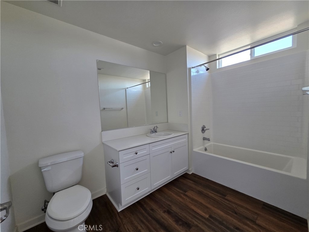 1836 Sichel Street - Photo 4