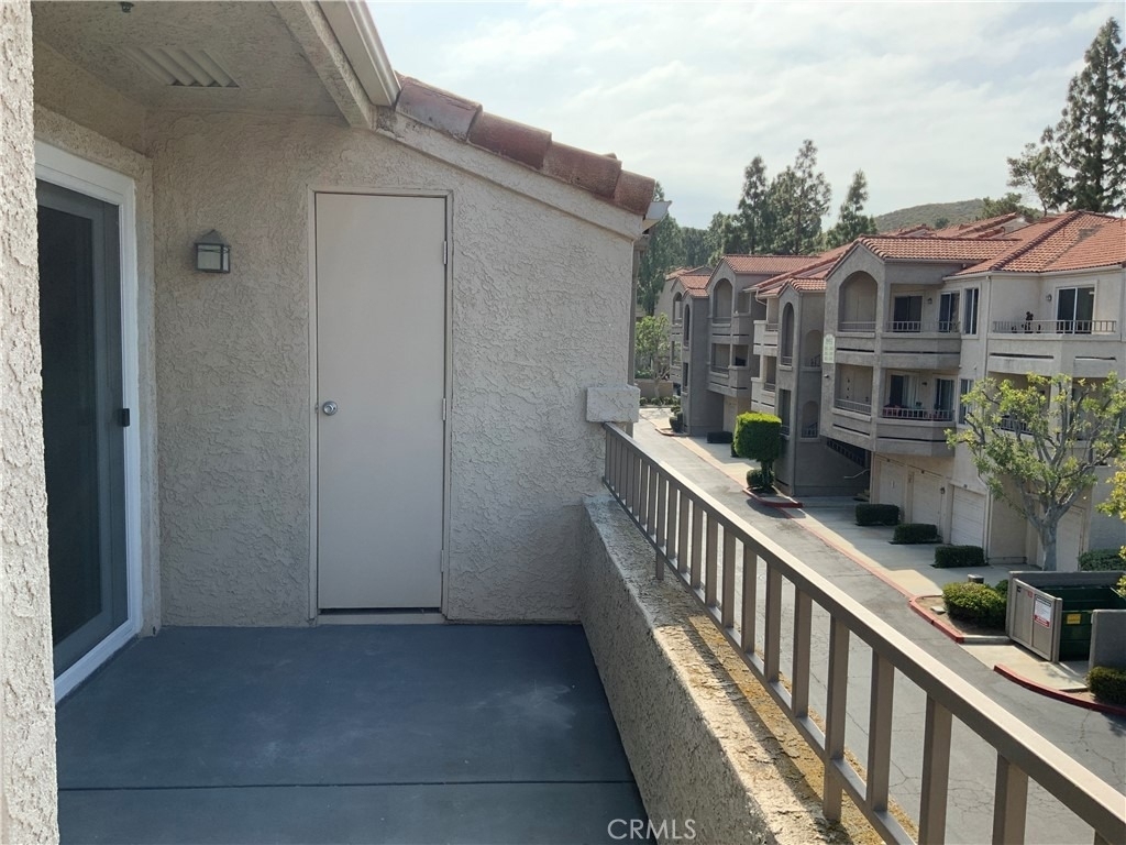 2040 Las Colinas Circle - Photo 13