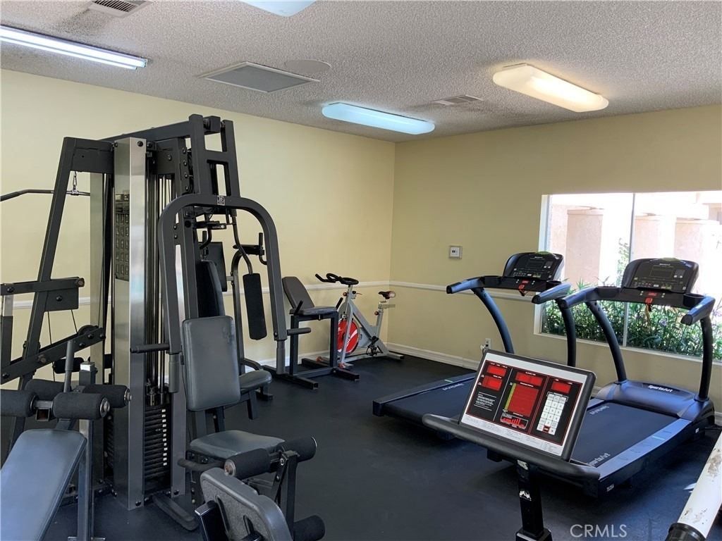 2040 Las Colinas Circle - Photo 17