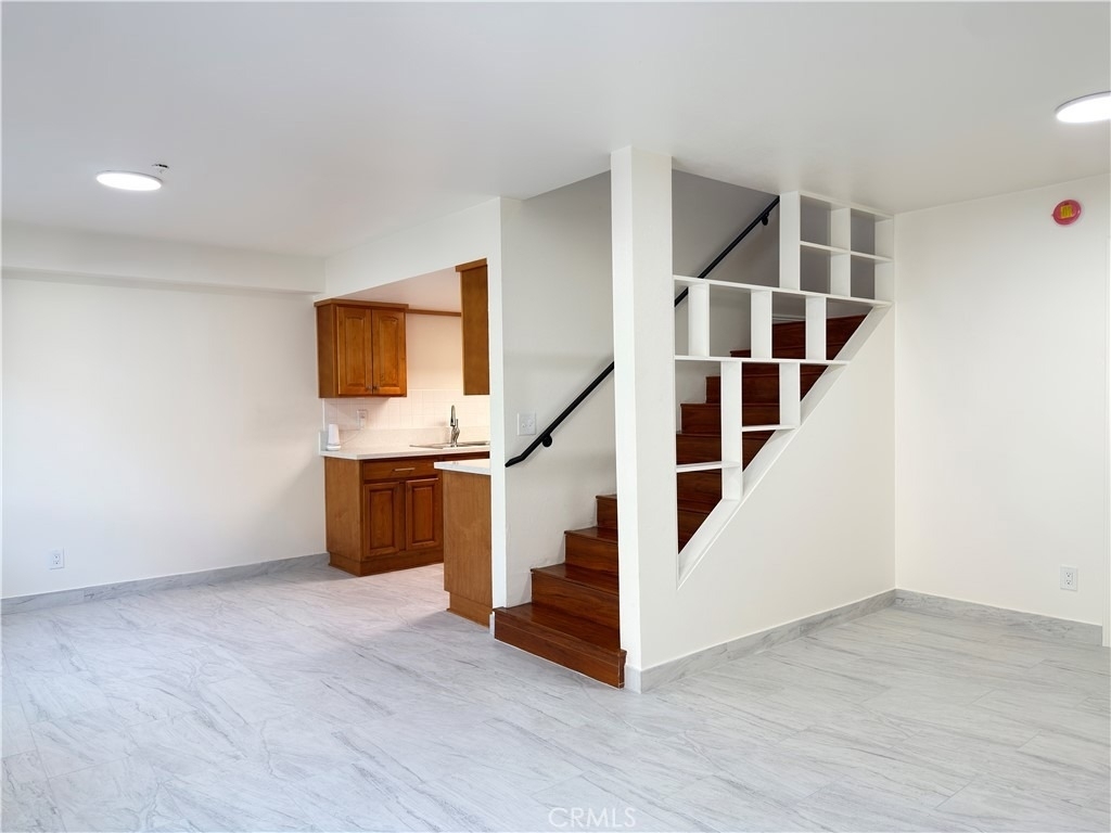 3533 Gilman - Photo 2