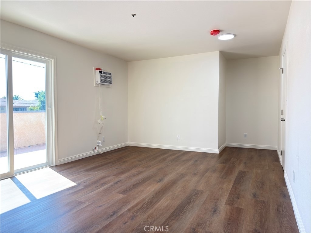 3533 Gilman - Photo 5
