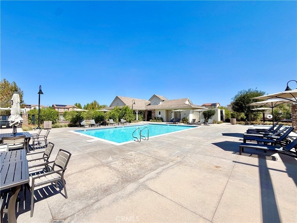 24242 Hazelnut Avenue - Photo 40