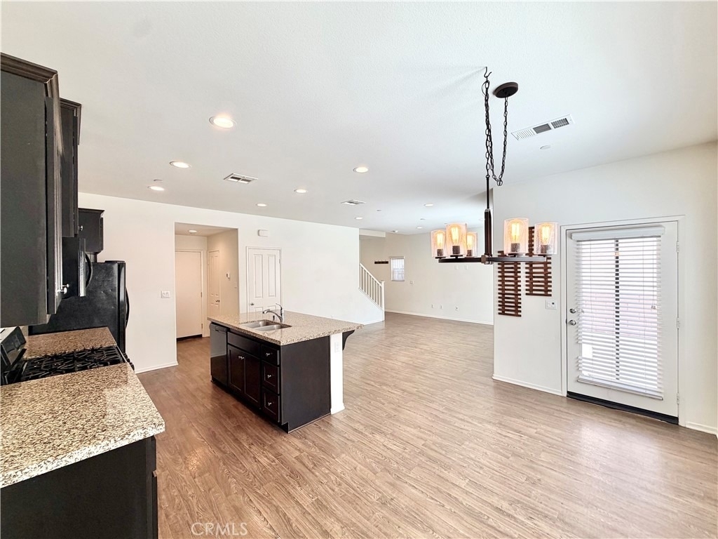 24242 Hazelnut Avenue - Photo 8