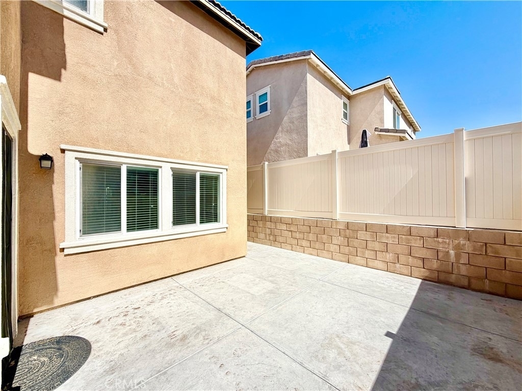 24242 Hazelnut Avenue - Photo 34