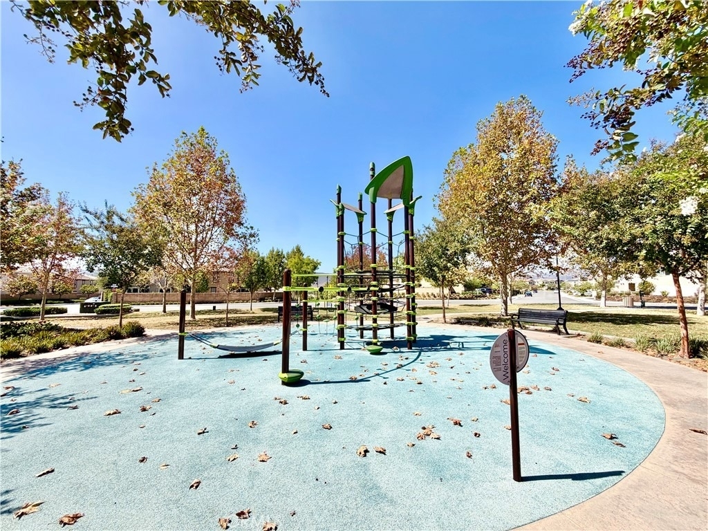 24242 Hazelnut Avenue - Photo 49