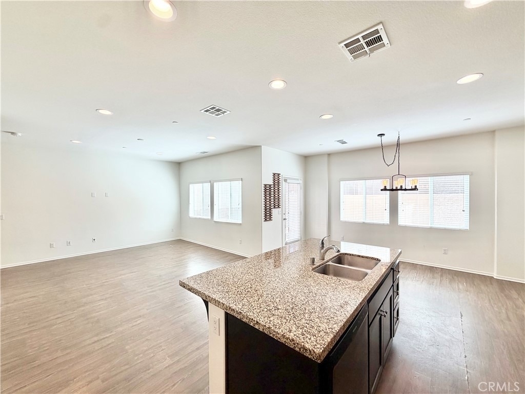 24242 Hazelnut Avenue - Photo 9