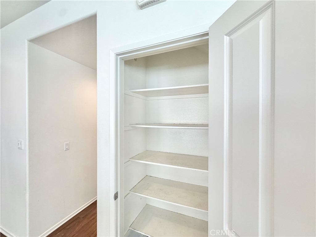 24242 Hazelnut Avenue - Photo 10