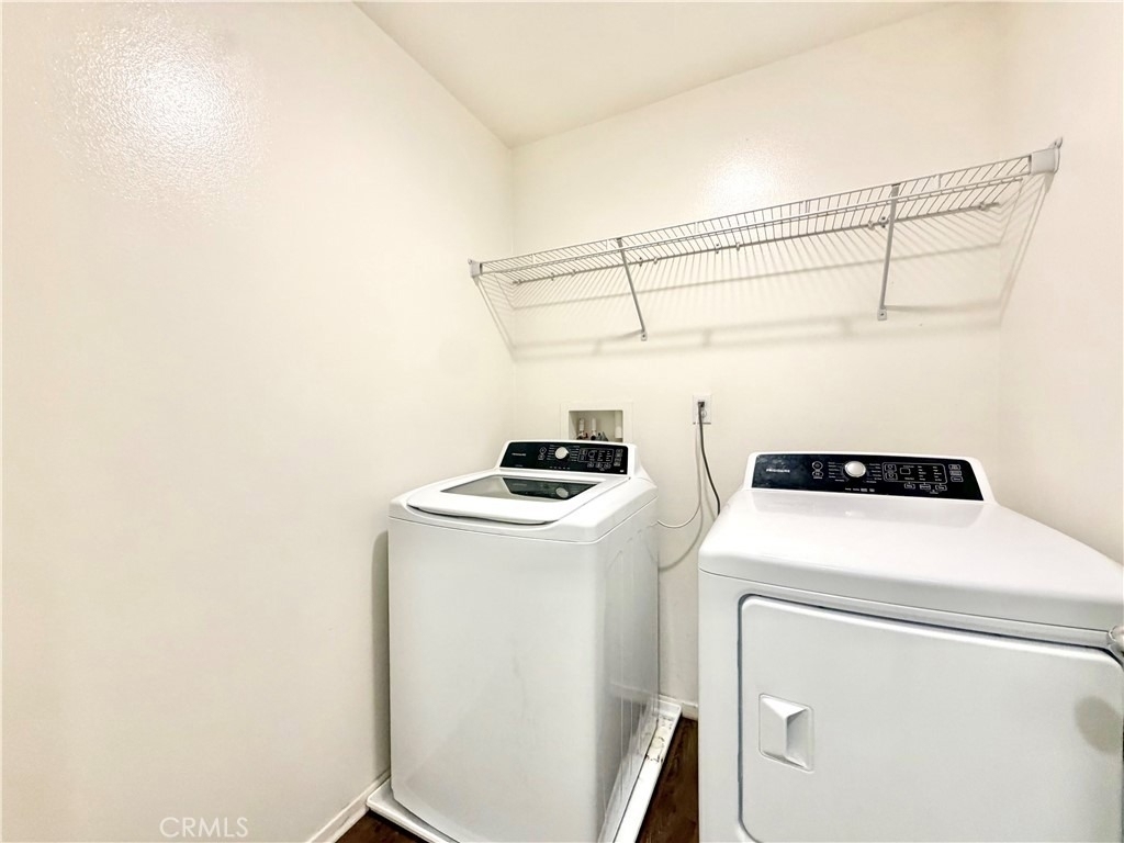 24242 Hazelnut Avenue - Photo 17