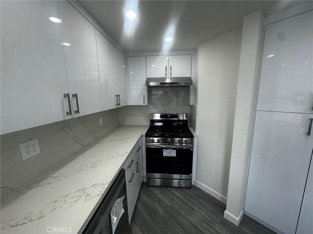 412 N Kenwood Street - Photo 8