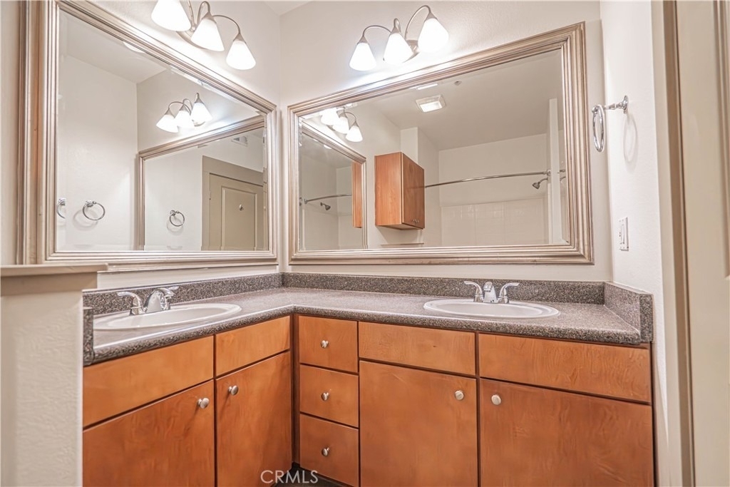 24595 Town Center - Photo 17