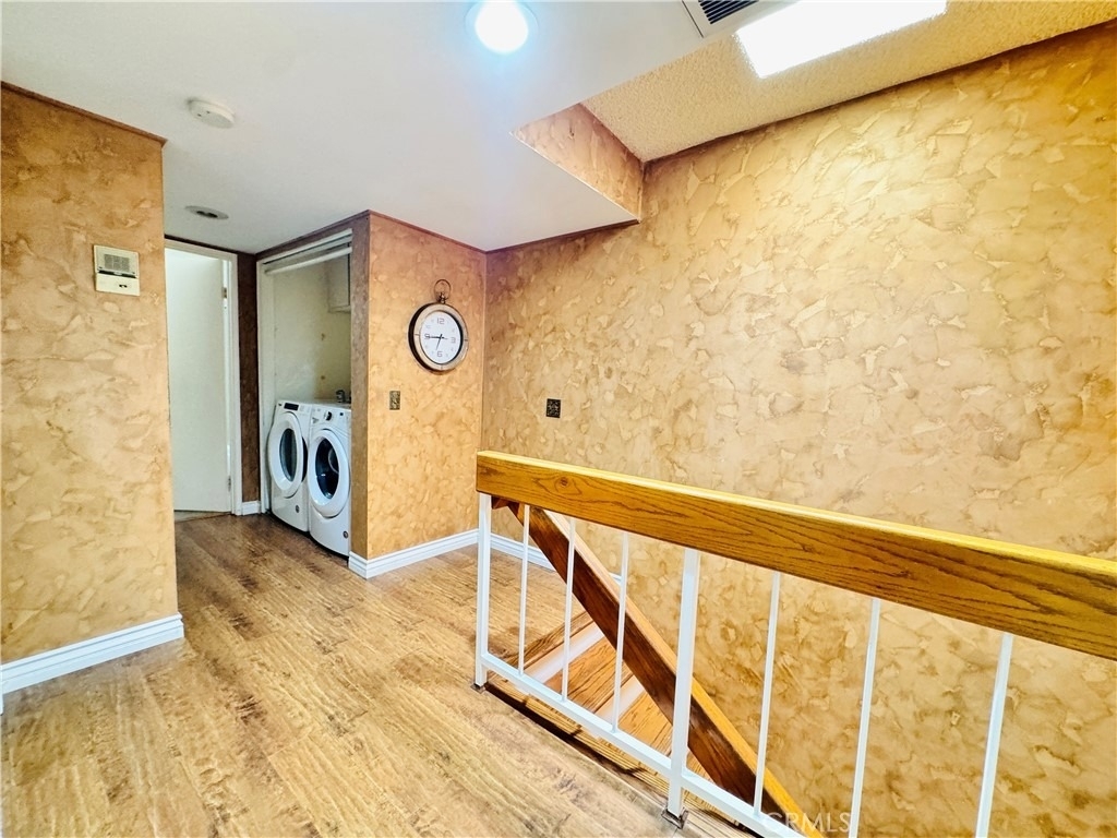 4958 Woodman - Photo 18