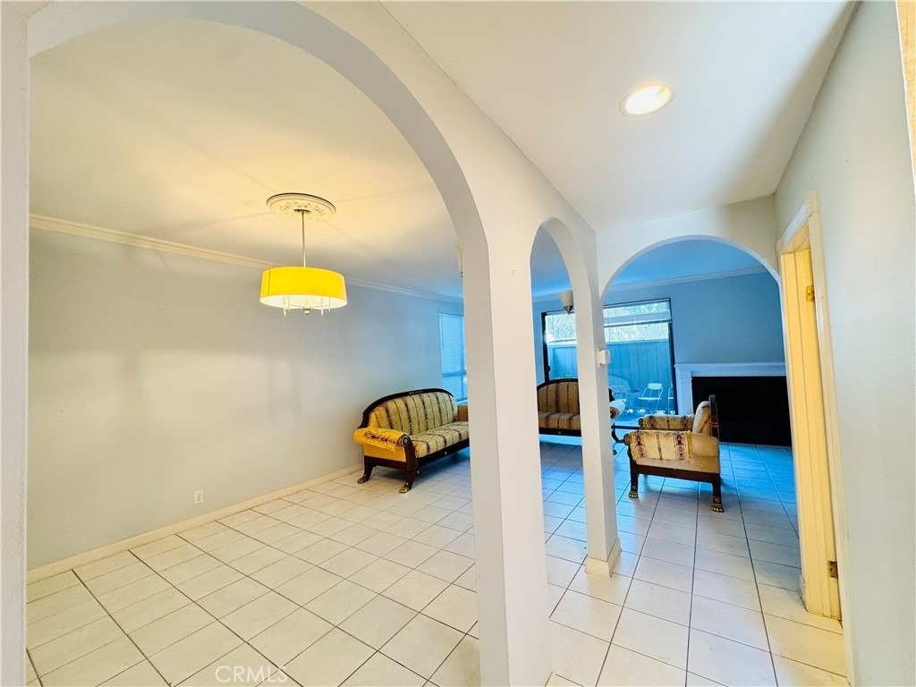 4958 Woodman - Photo 6