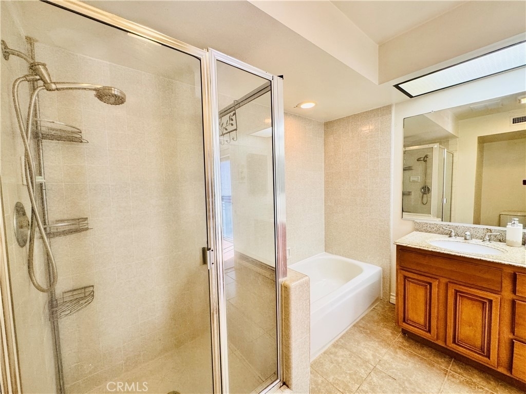 4958 Woodman - Photo 30
