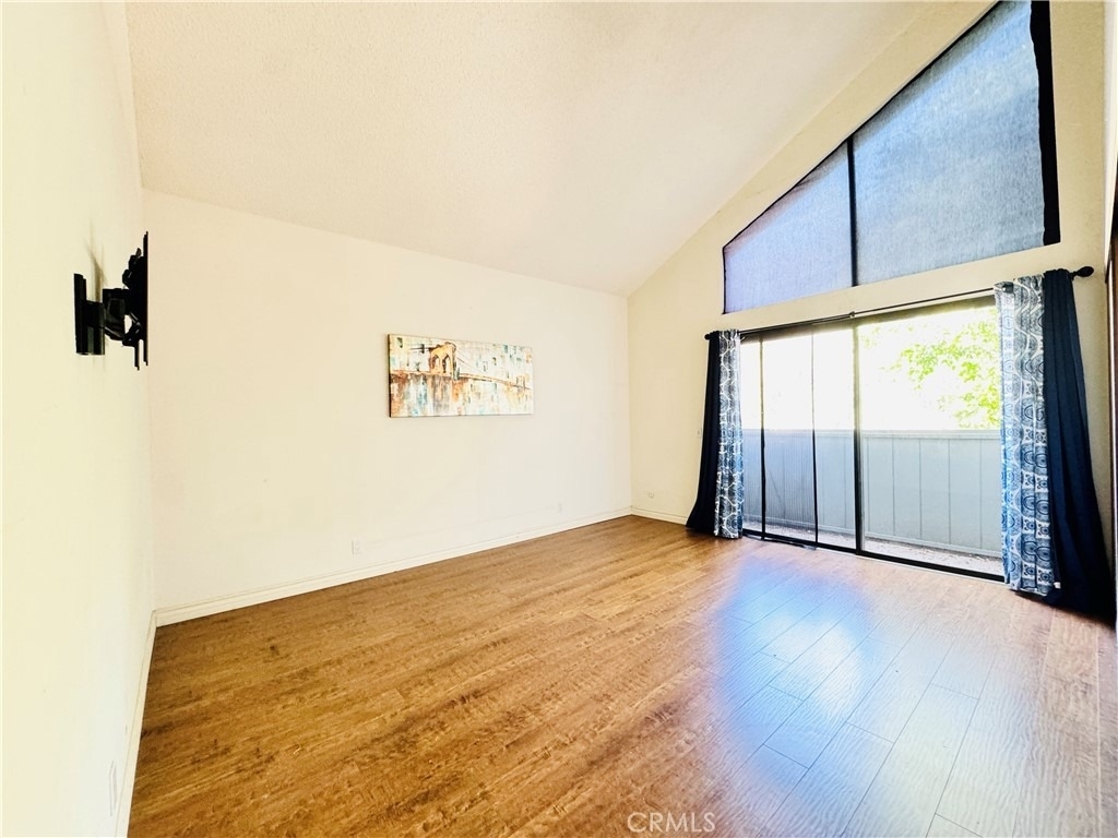 4958 Woodman - Photo 22