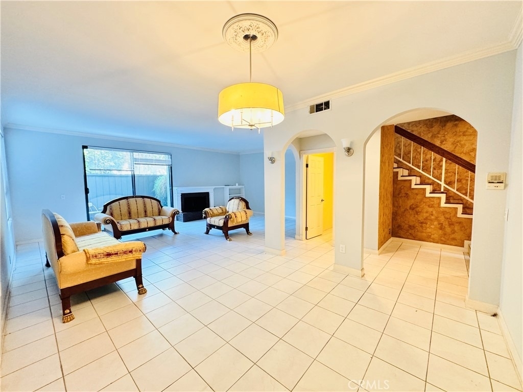 4958 Woodman - Photo 9
