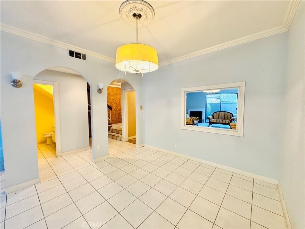 4958 Woodman - Photo 10