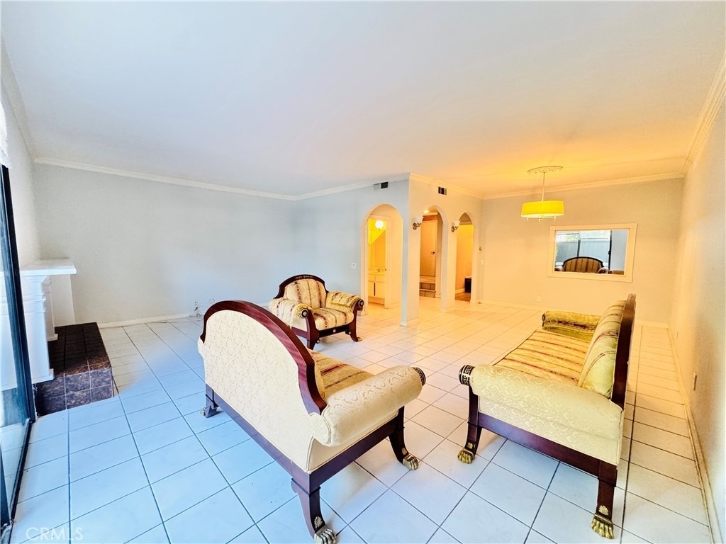 4958 Woodman - Photo 15