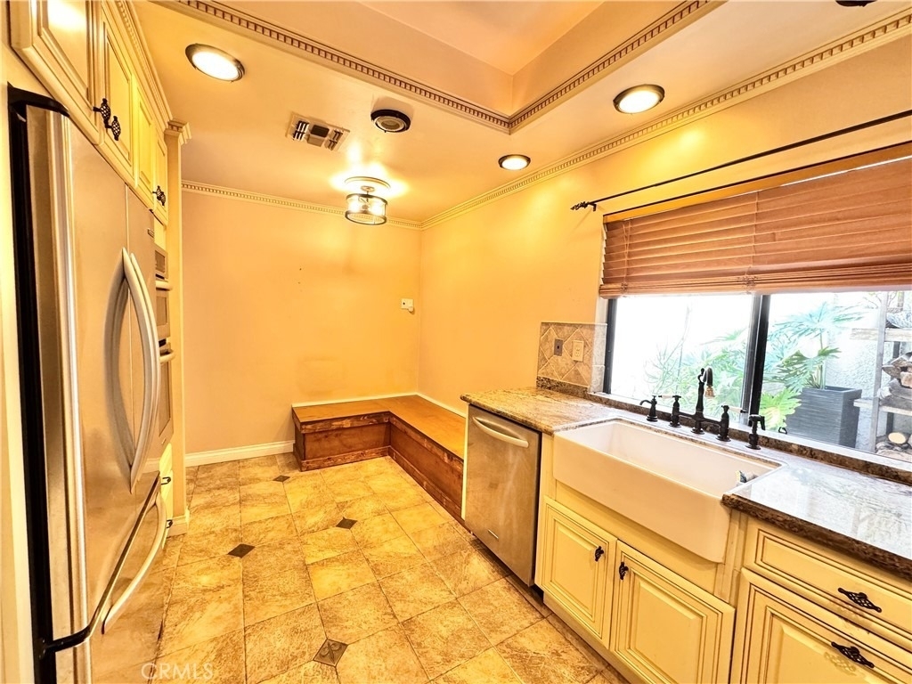 4958 Woodman - Photo 5