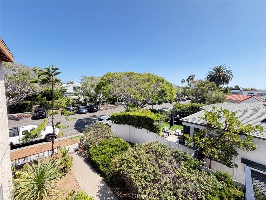 1808 10th Street - Photo 3