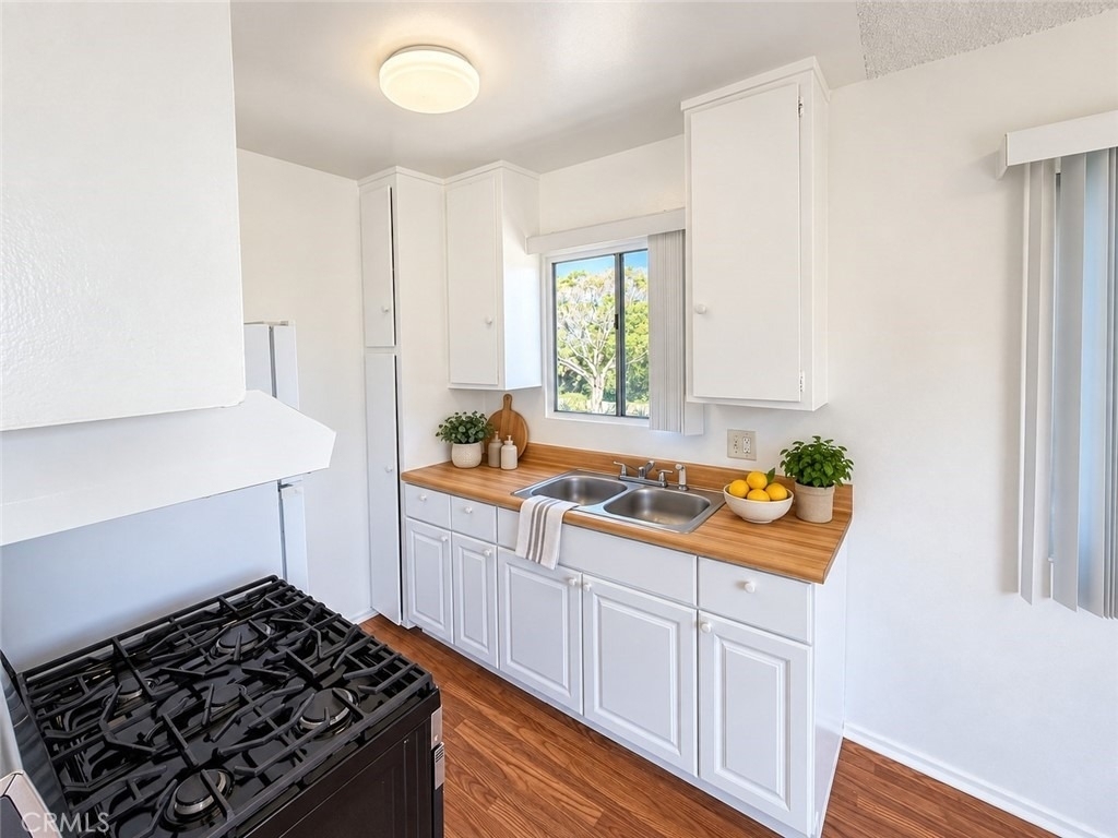 1808 10th Street - Photo 12